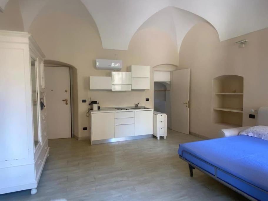 Appartamento Incantevole In Piazza Bresca, Sanremo Exteriör bild